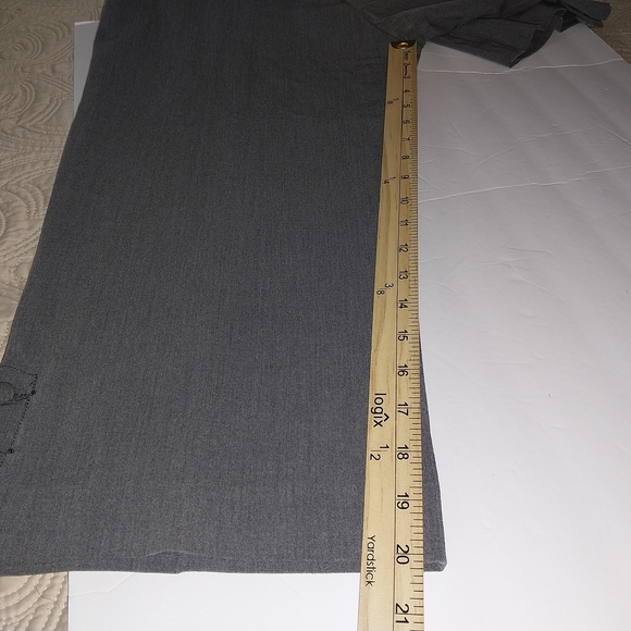 MOSINO Women's Gray Straight Leg Jeans Caprice. - Picture 10 of 13